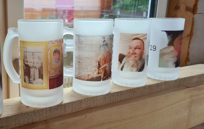 Boccale da birra in vetro ghiacciato personalizzato