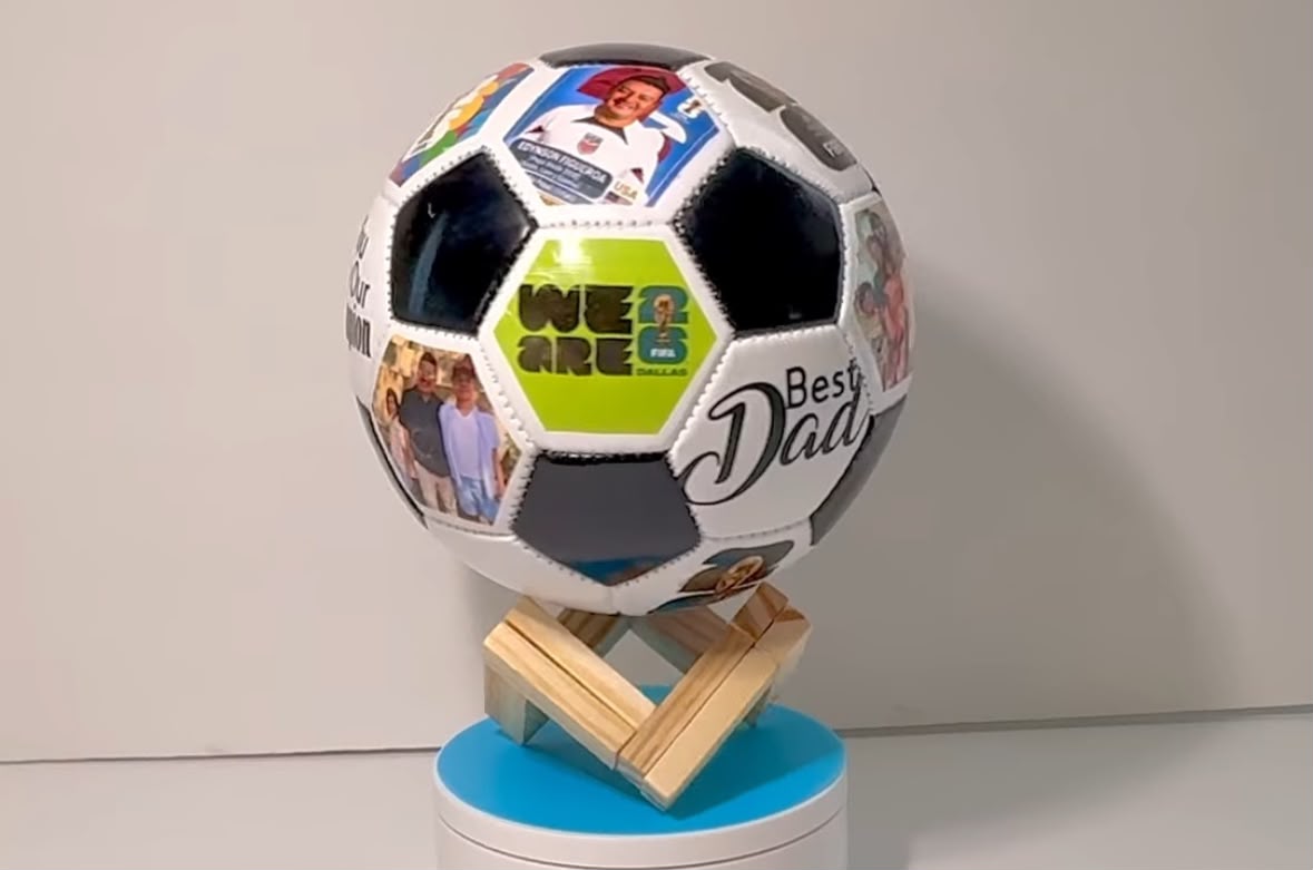 Pallone da Calcio Personalizzato con Foto e Scritte – Stampa UV Alta Qualità (Disponibile in 2 Misure)